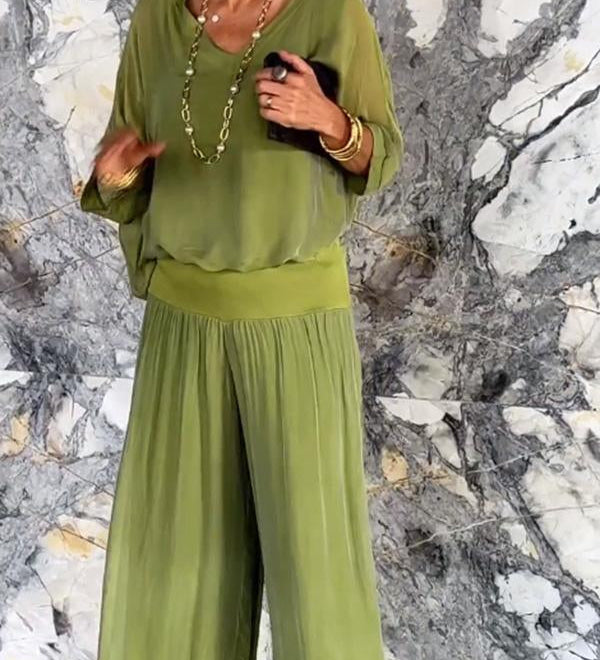 Larisa – Chic Poletni Komplet z Ohlapnimi Hlačami