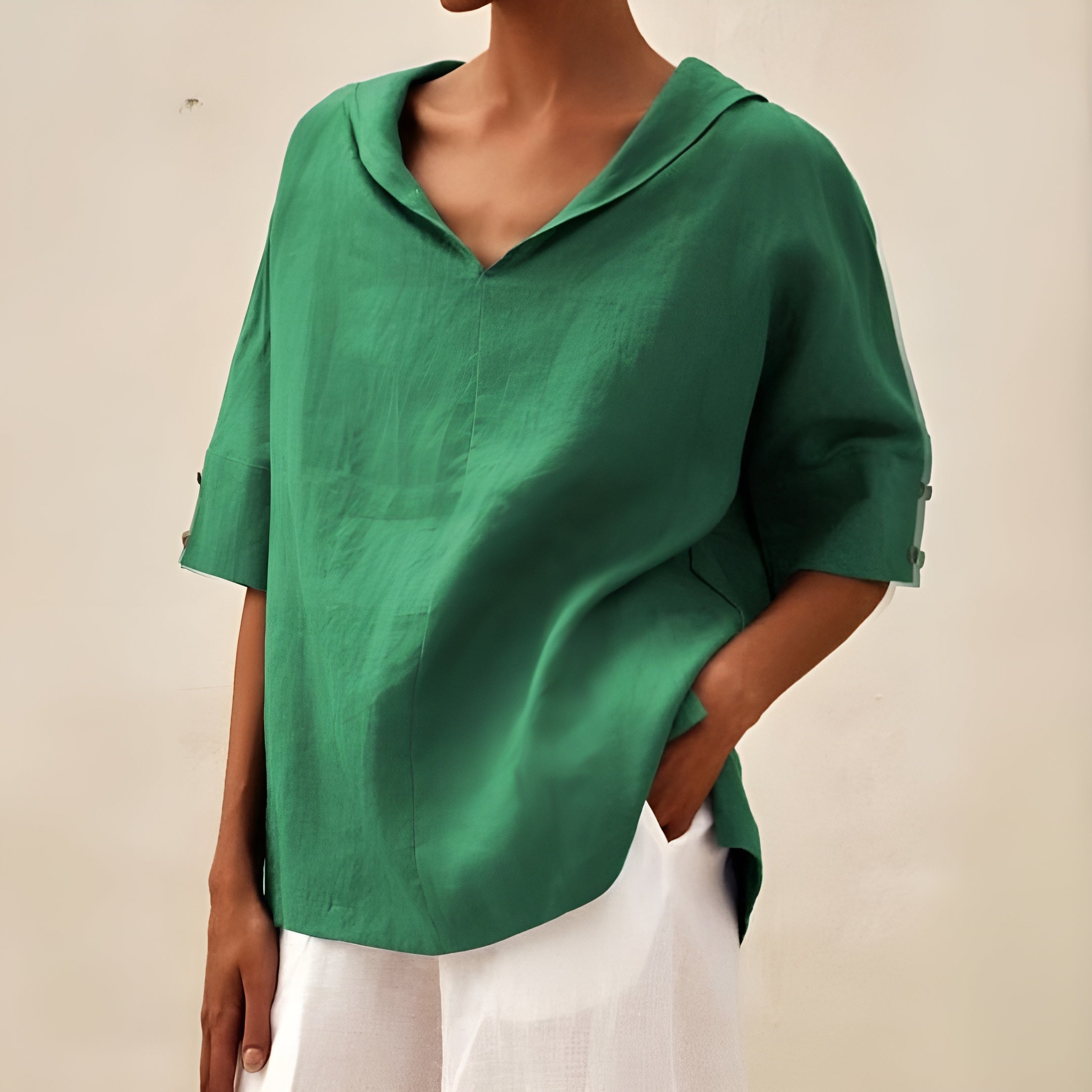 Lyndzi - Elegantna Poletna Bluza