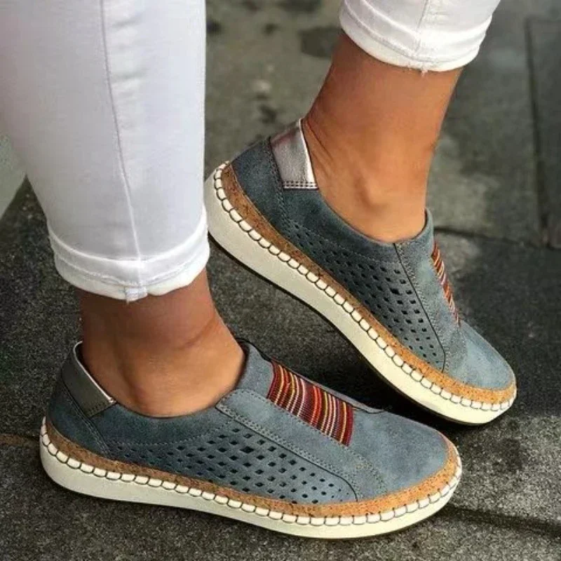 Udobni Sp walking Shoes Yara