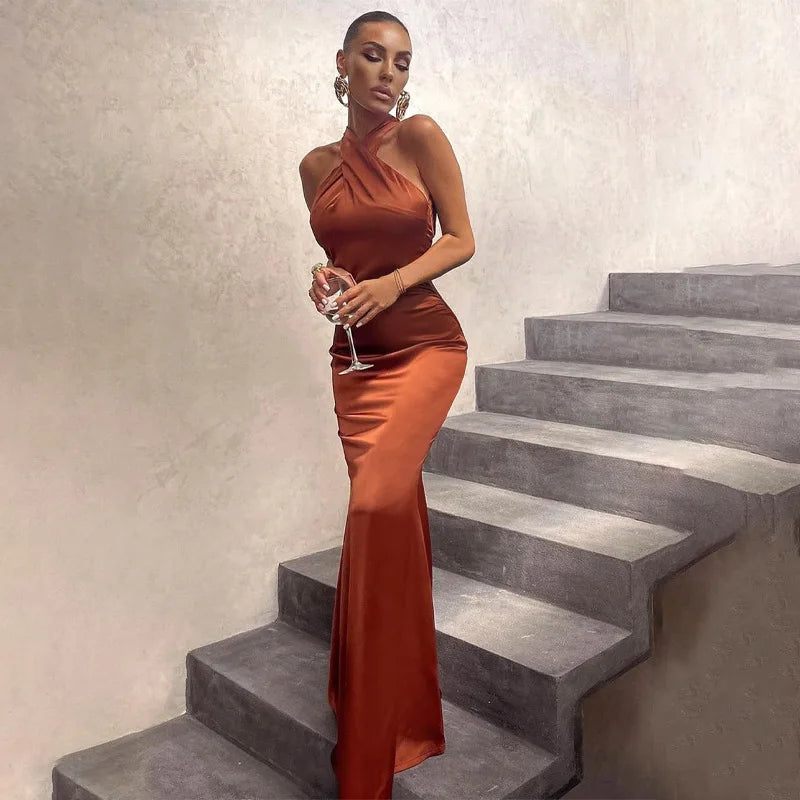 Tereza – Maxi obleka z elegantno in tekočo silhueto