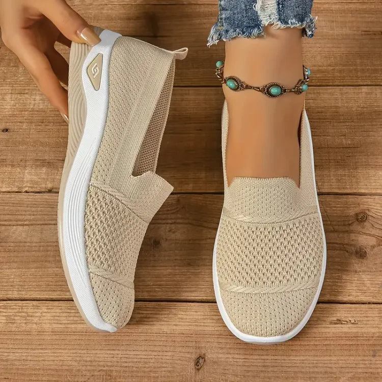 Anatomskih športnih copatov Azalea Slip-On