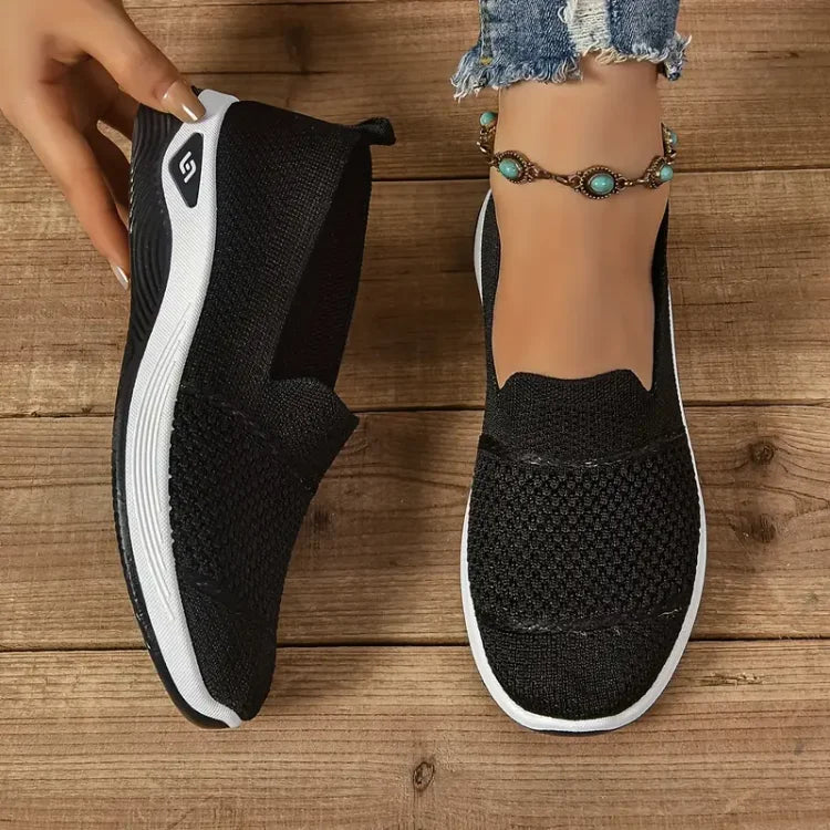 Anatomskih športnih copatov Azalea Slip-On